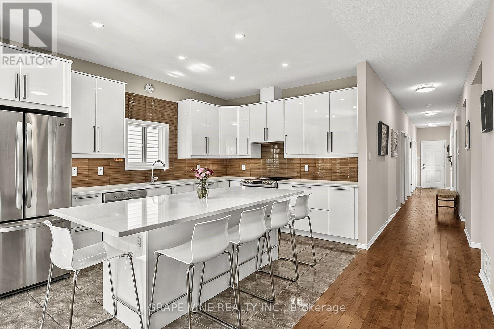 319 Parkin Circle, Ottawa, Ontario  K1T 4G6 - Photo 11 - X13720906