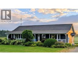 542 WOODHILL Road, Hamilton, Ontario