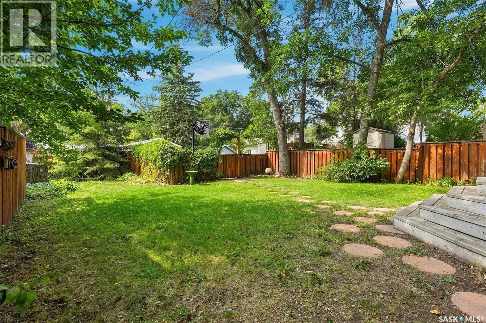2274 Elphinstone Street, Regina, Saskatchewan  S4T 3N8 - Photo 32 - SK046708