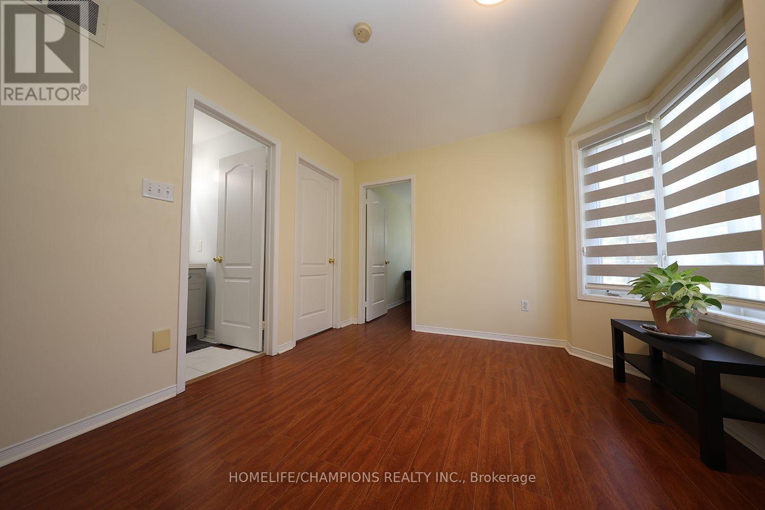 16 Echo Glen Road, Toronto, Ontario  M9B 4W6 - Photo 13 - E13720944