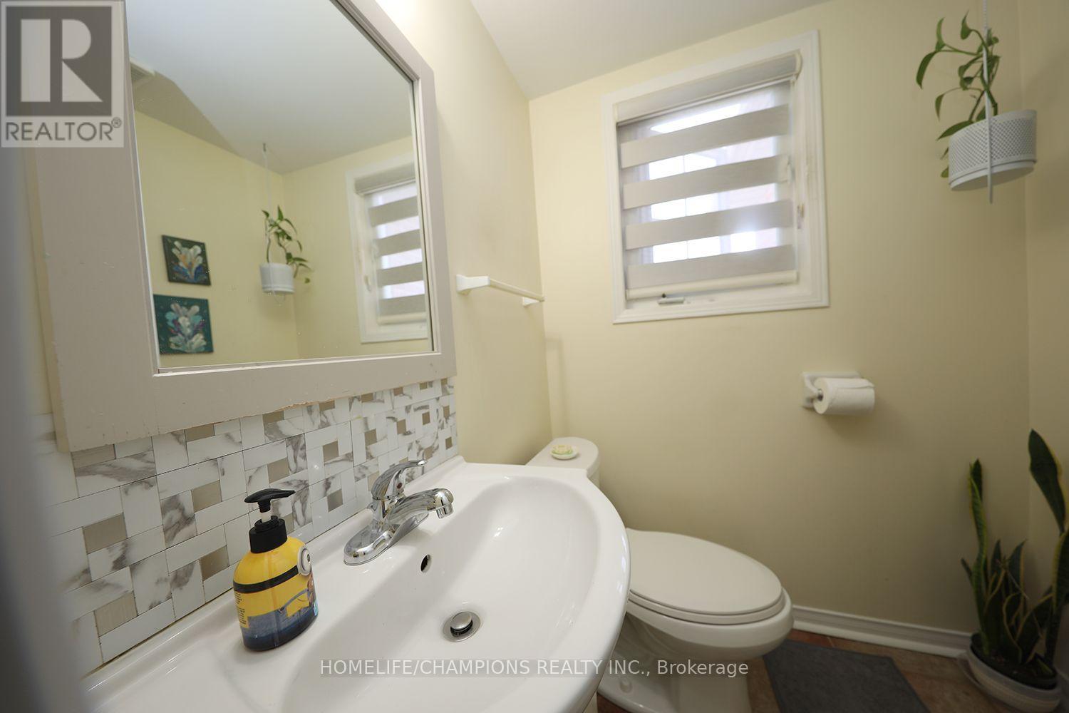 16 Echo Glen Road, Toronto, Ontario  M9B 4W6 - Photo 15 - E13720944