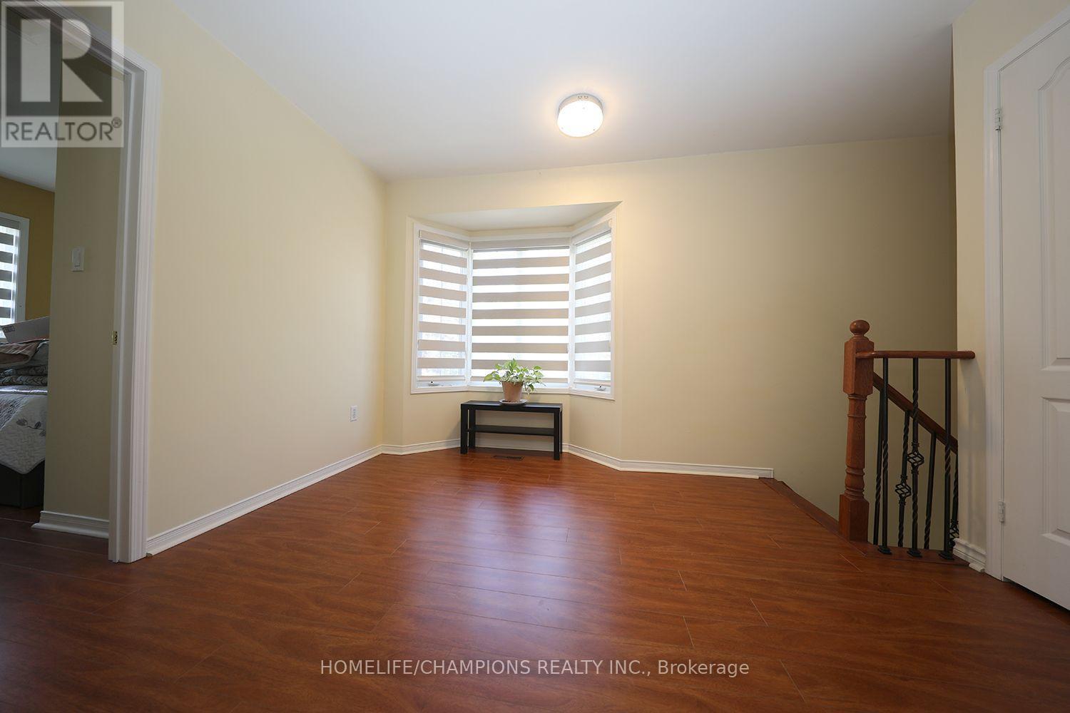 16 Echo Glen Road, Toronto, Ontario  M9B 4W6 - Photo 19 - E13720944