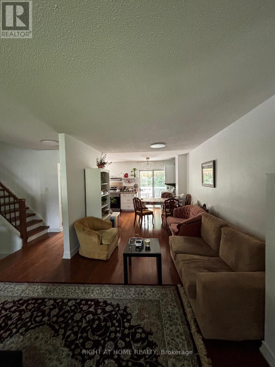 Upper - 278 Waratah Avenue, Newmarket, Ontario  L3Y 5J2 - Photo 3 - N13720960