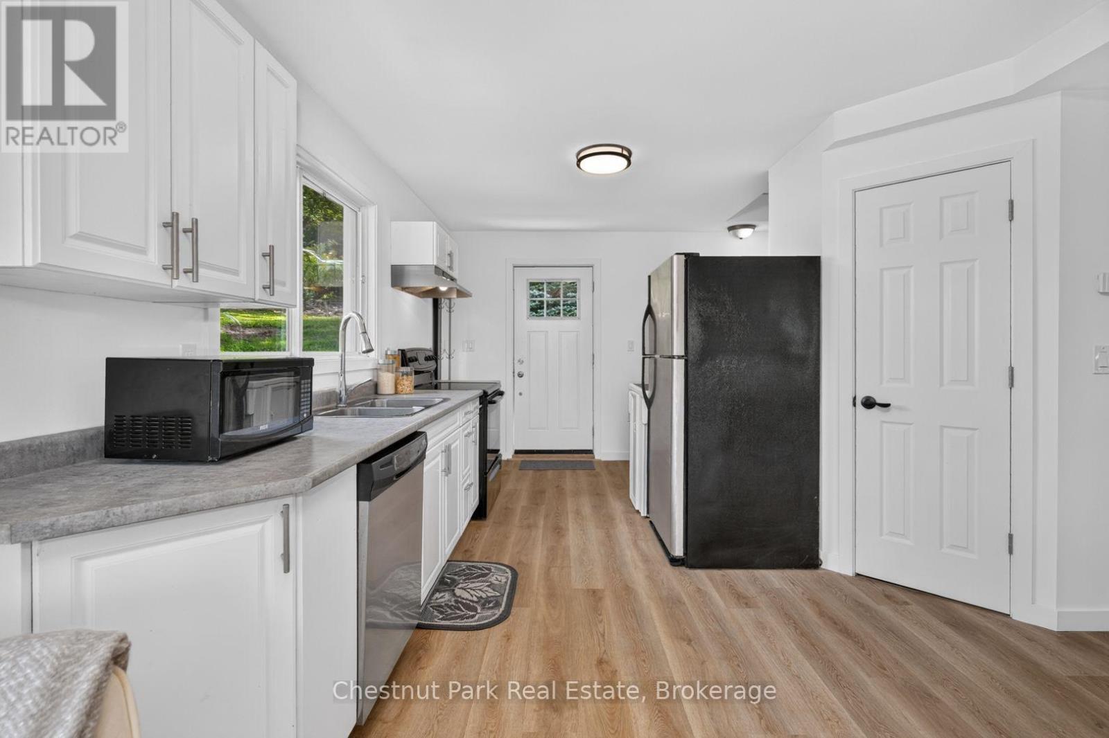 47 Ferguson Road, Huntsville, Ontario  P1H 1X7 - Photo 12 - X13720940