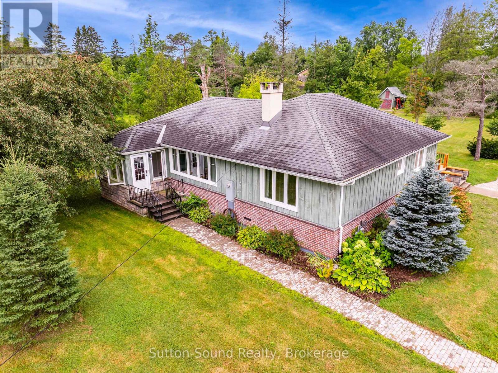 827 13th Street W, Georgian Bluffs, Ontario  N4K 6V5 - Photo 2 - X13720956
