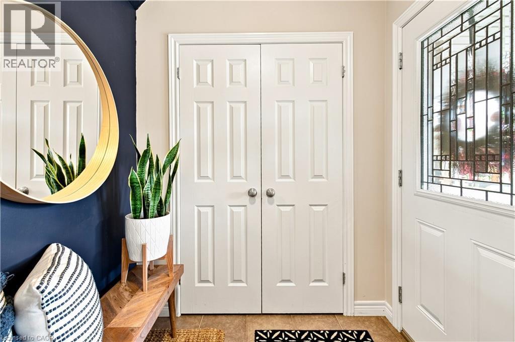 187 Eden Oak Trail, Kitchener, Ontario N2A 0H6 - Photo 5 - 40854650