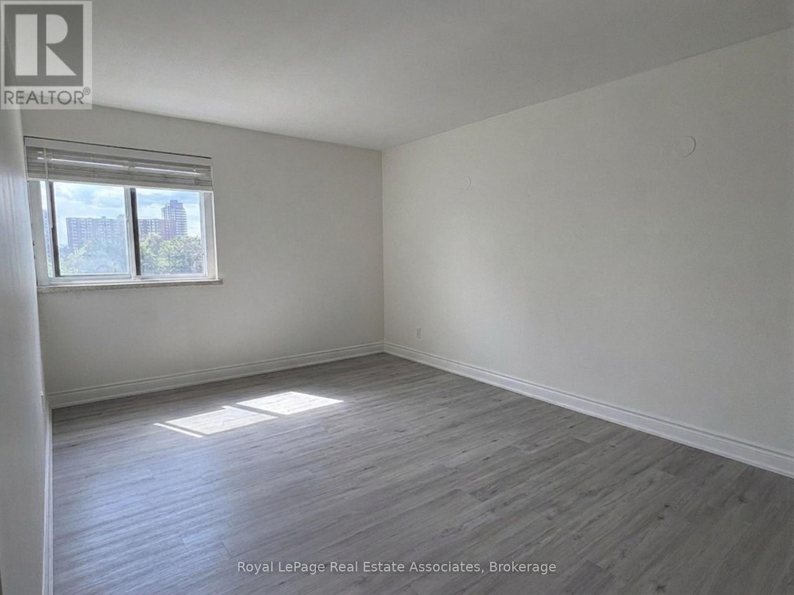 408 - 557 The East Mall, Toronto, Ontario  M9B 4A5 - Photo 12 - W13720964