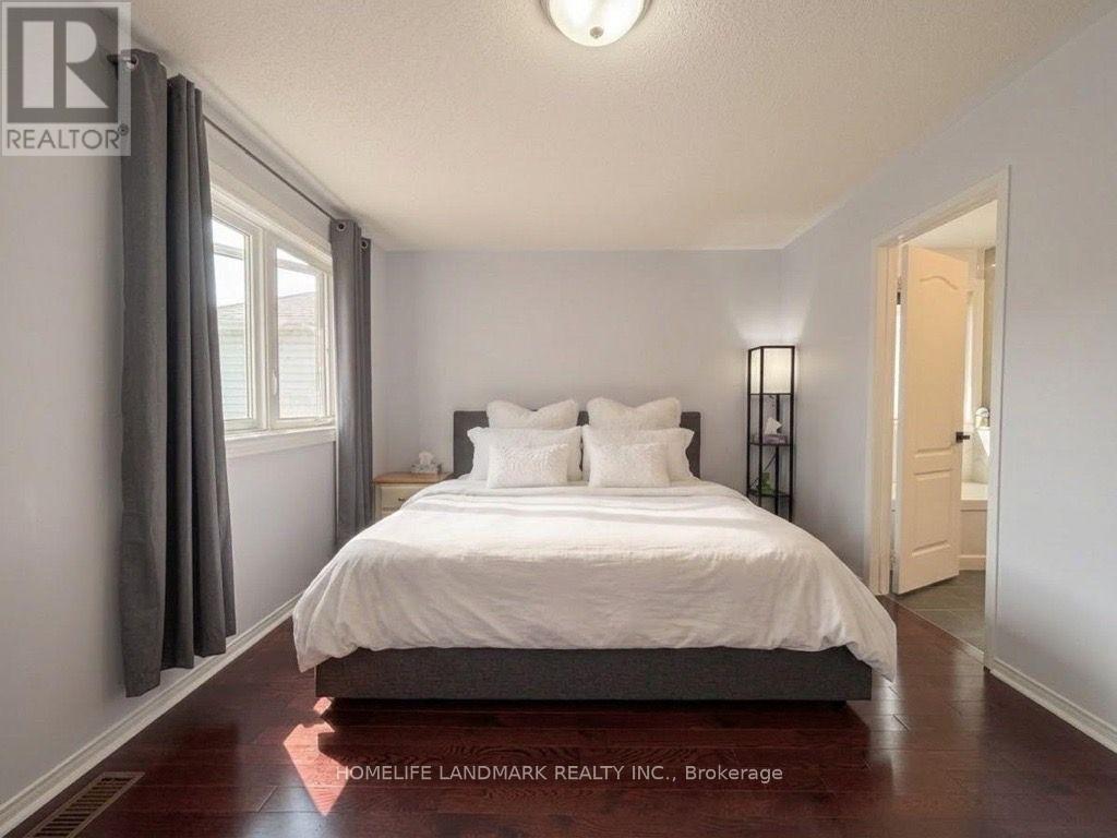 434 Heddle Crescent, Newmarket, Ontario  L3X 2J2 - Photo 12 - N13646332