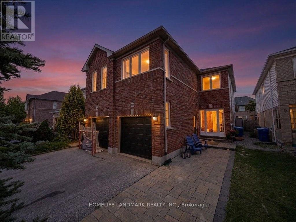 434 HEDDLE CRESCENT, Newmarket, Ontario