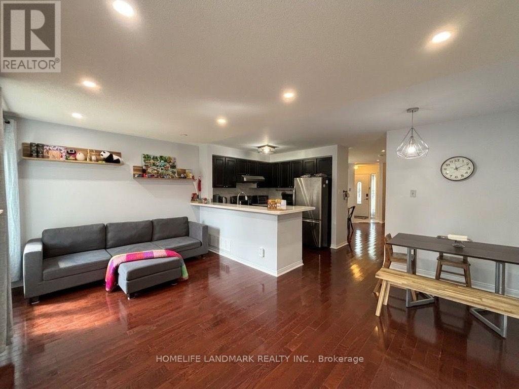 434 Heddle Crescent, Newmarket, Ontario  L3X 2J2 - Photo 9 - N13646332