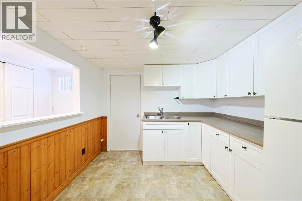 237 Essex Street Unit# Lower, Sarnia, Ontario  N7T 4S3 - Photo 5 - 26020599