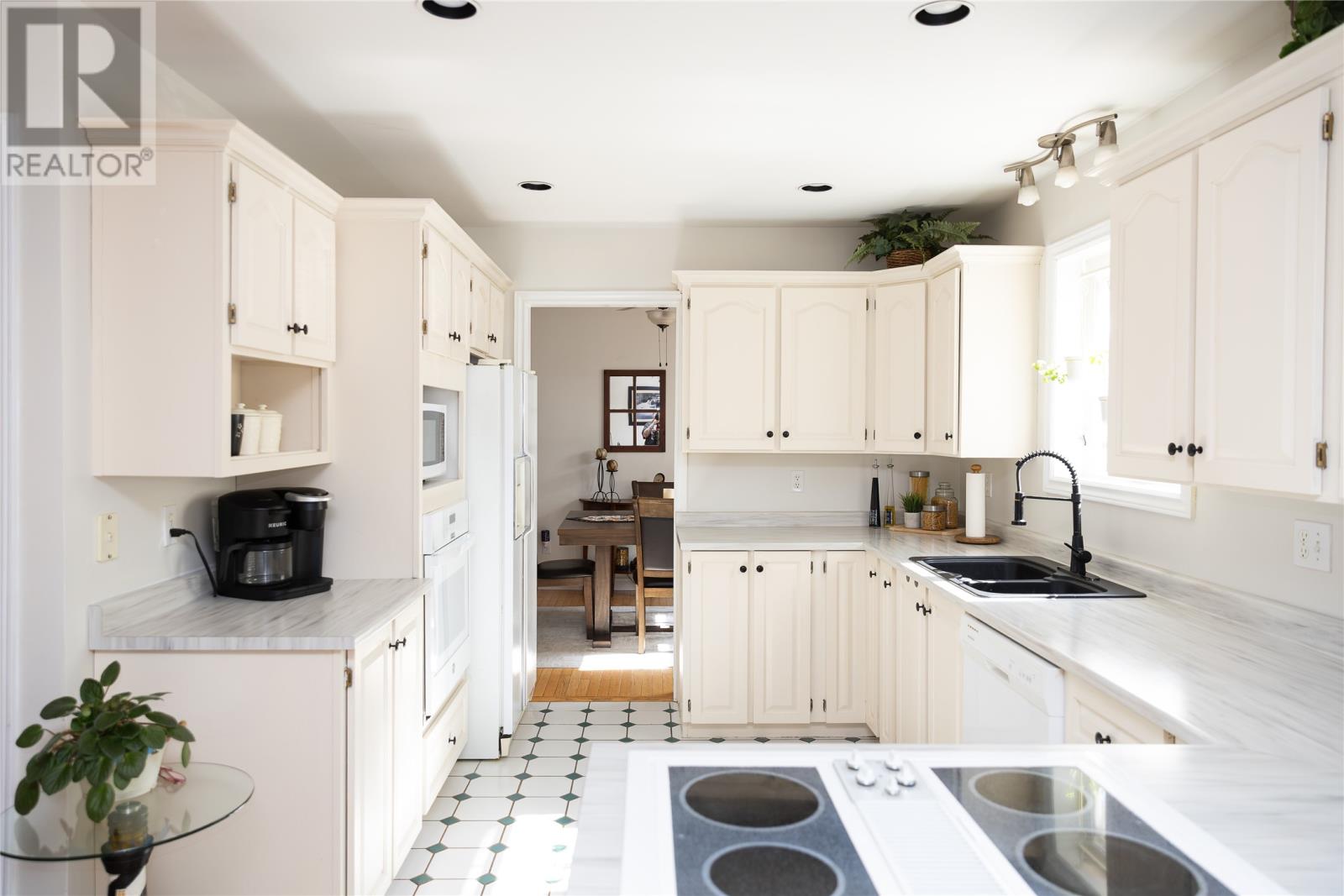12 Lakeview Place, Appleton — photo 8