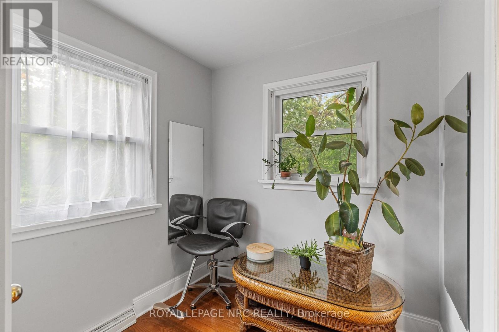 9 Pine Street, Niagara-On-The-Lake, Ontario  L0S 1J0 - Photo 15 - X13720994