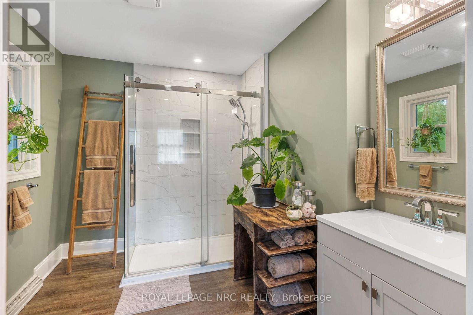 9 Pine Street, Niagara-On-The-Lake, Ontario  L0S 1J0 - Photo 16 - X13720994