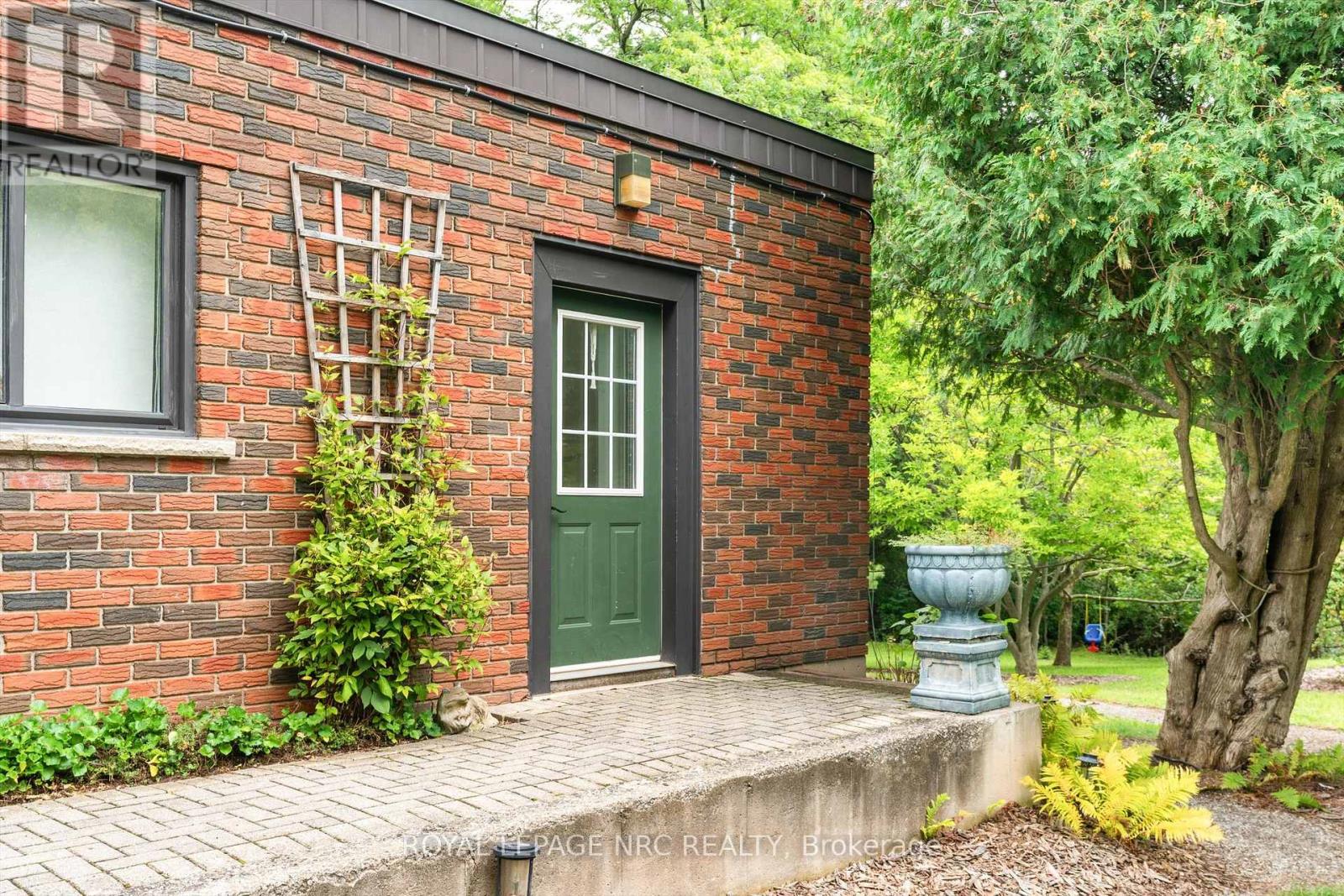 9 Pine Street, Niagara-On-The-Lake, Ontario  L0S 1J0 - Photo 26 - X13720994