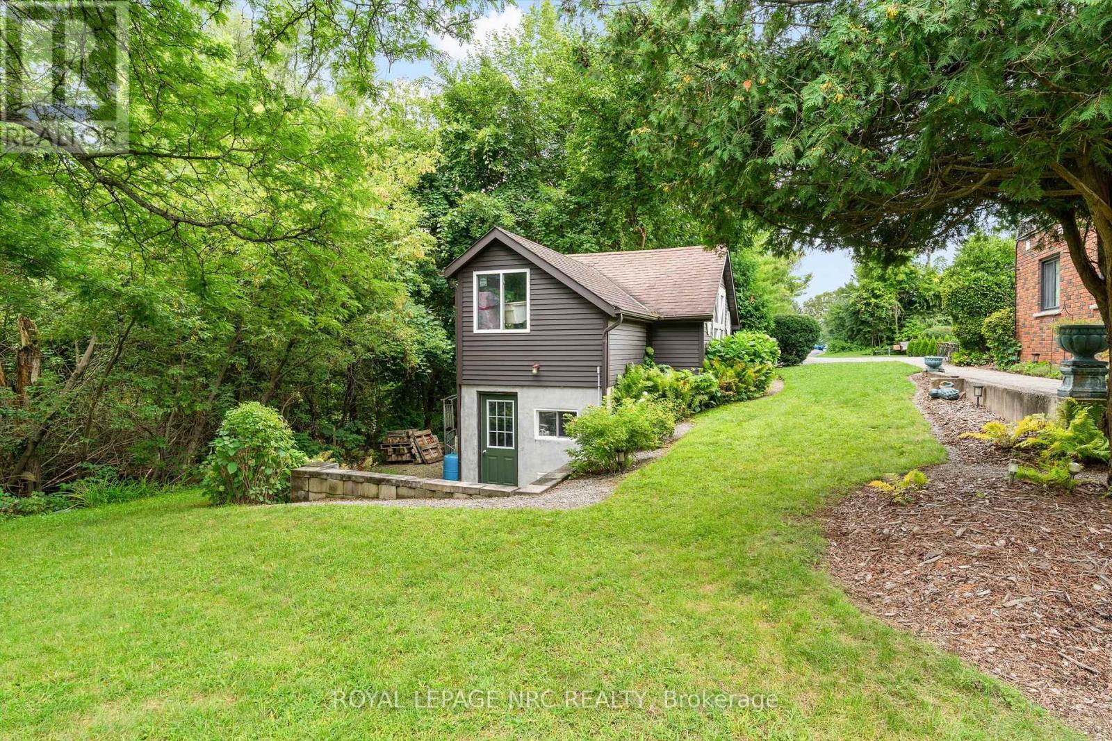 9 Pine Street, Niagara-On-The-Lake, Ontario  L0S 1J0 - Photo 34 - X13720994