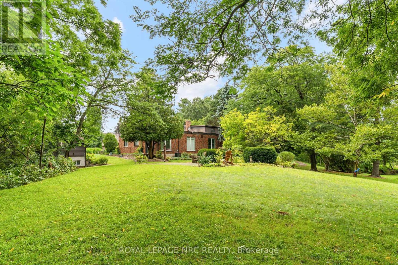 9 Pine Street, Niagara-On-The-Lake, Ontario  L0S 1J0 - Photo 37 - X13720994