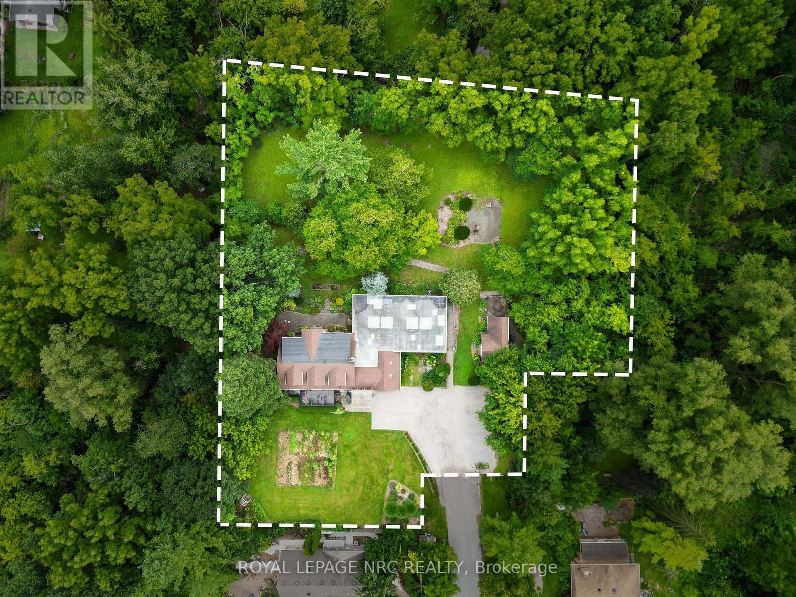 9 Pine Street, Niagara-On-The-Lake, Ontario  L0S 1J0 - Photo 44 - X13720994