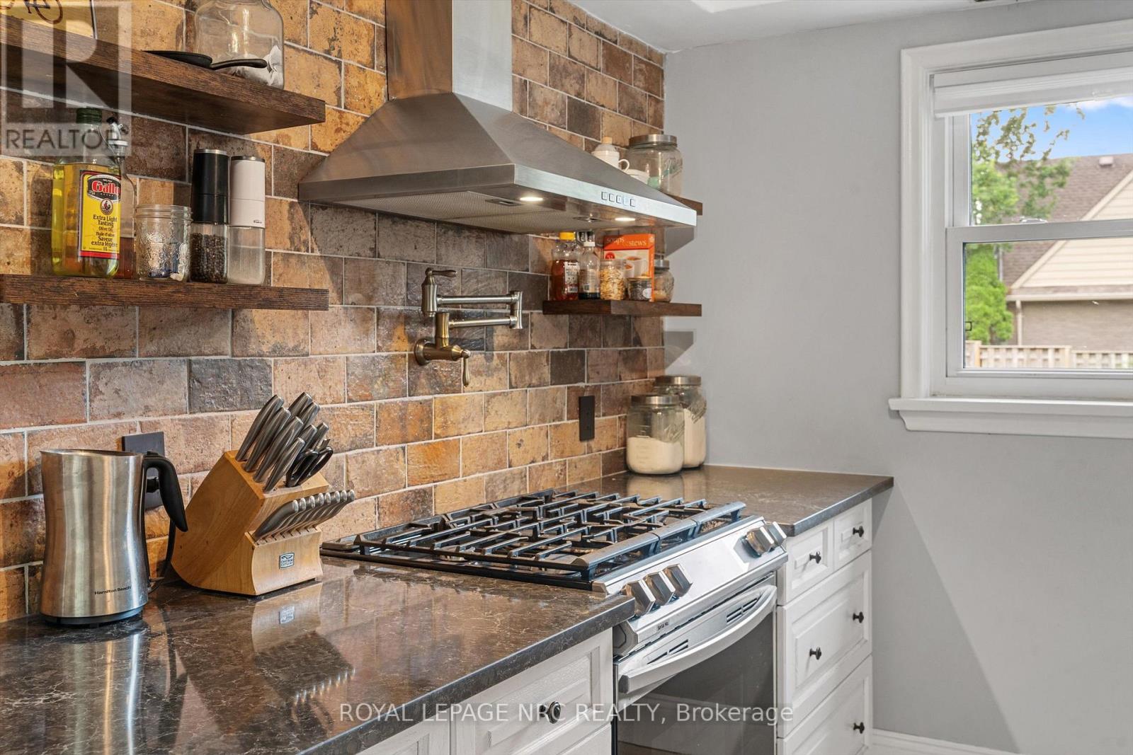9 Pine Street, Niagara-On-The-Lake, Ontario  L0S 1J0 - Photo 7 - X13720994
