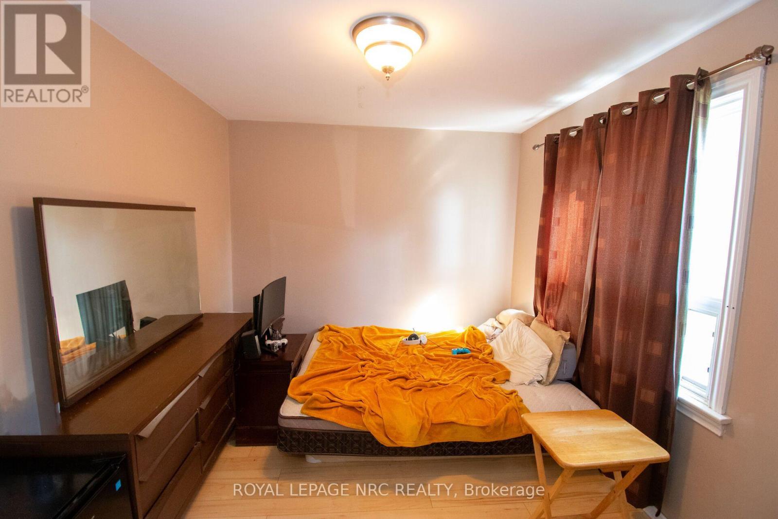 13 Mildred Avenue, St. Catharines, Ontario  L2R 6H9 - Photo 21 - X13720998