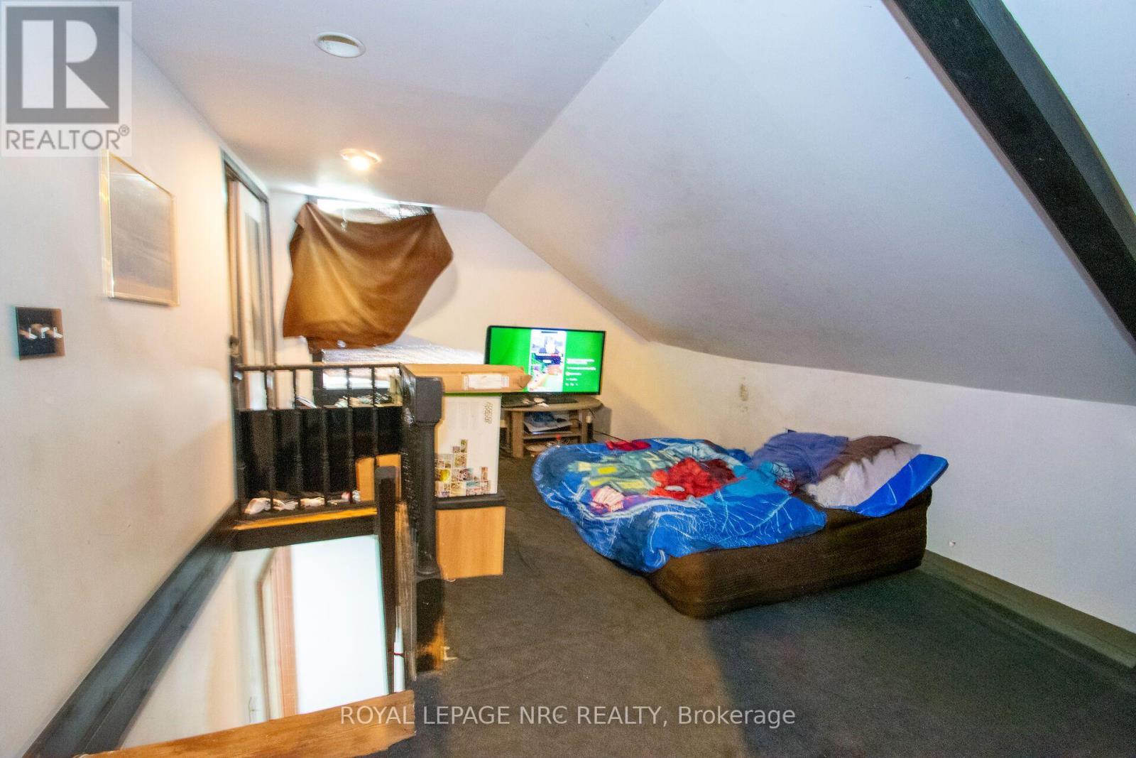 13 Mildred Avenue, St. Catharines, Ontario  L2R 6H9 - Photo 22 - X13720998