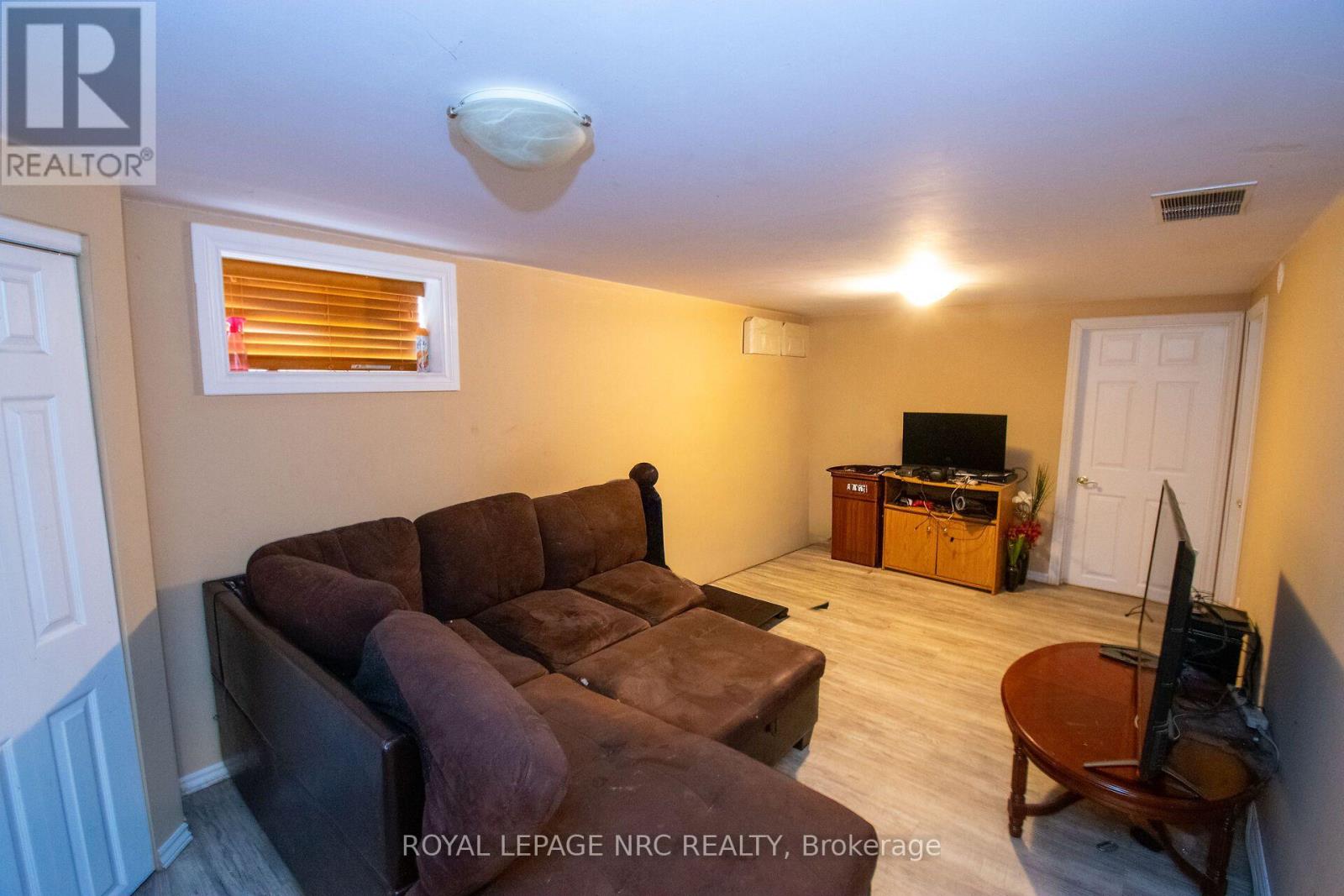 13 Mildred Avenue, St. Catharines, Ontario  L2R 6H9 - Photo 24 - X13720998