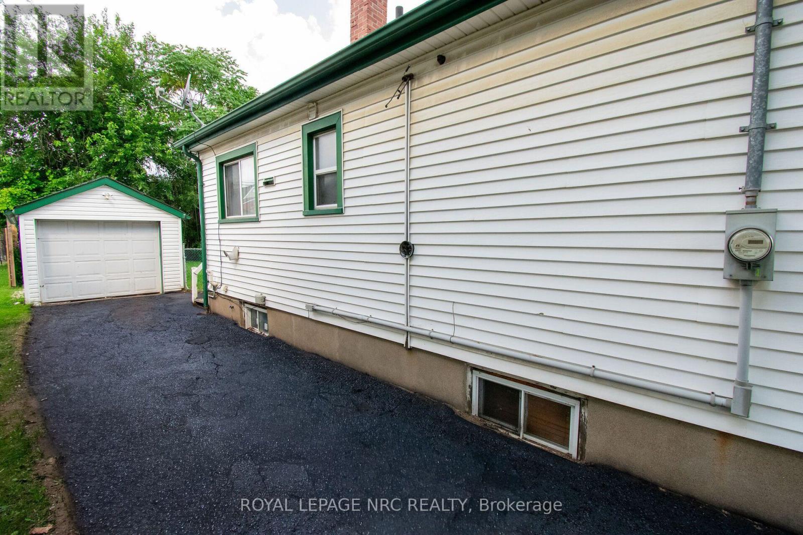 13 Mildred Avenue, St. Catharines, Ontario  L2R 6H9 - Photo 31 - X13720998