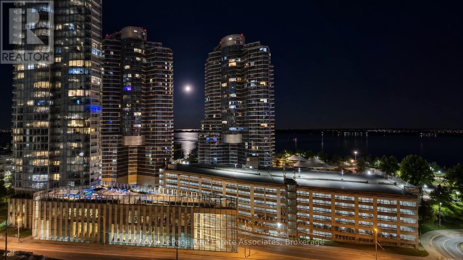 1910 - 19 Grand Trunk Crescent, Toronto, Ontario  M5J 3A3 - Photo 2 - C13720976