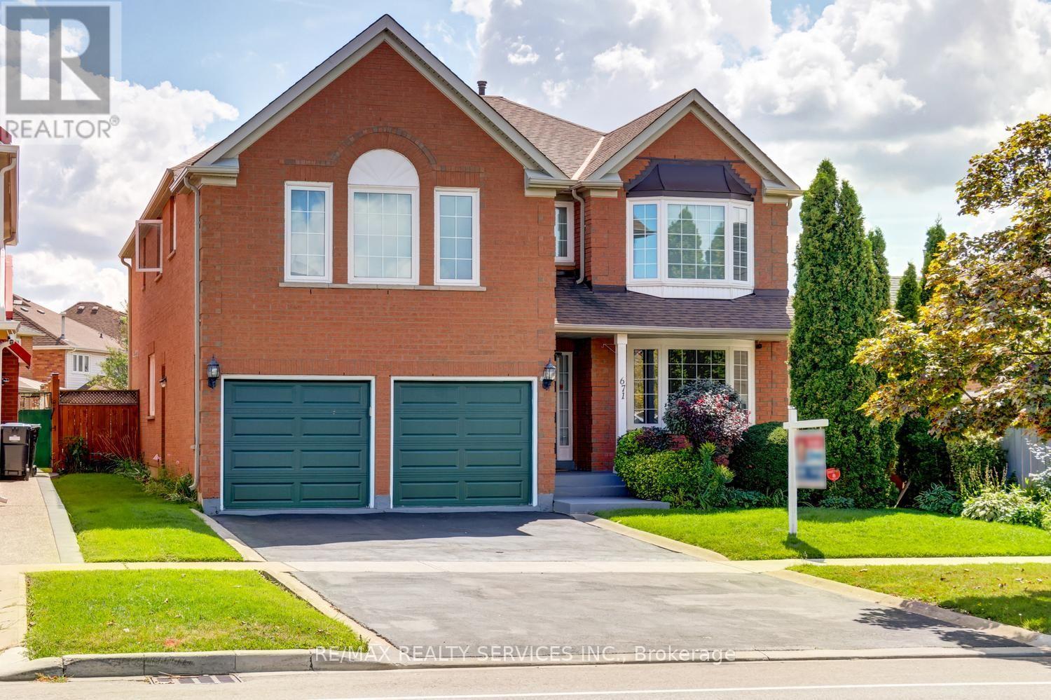 671 PETER ROBERTSON BOULEVARD, Brampton, Ontario