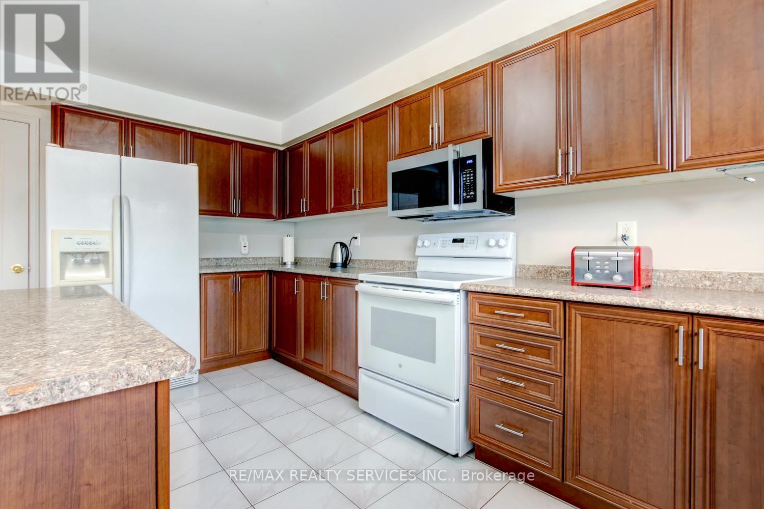 671 Peter Robertson Boulevard, Brampton, Ontario  L6R 1L8 - Photo 13 - W13720970