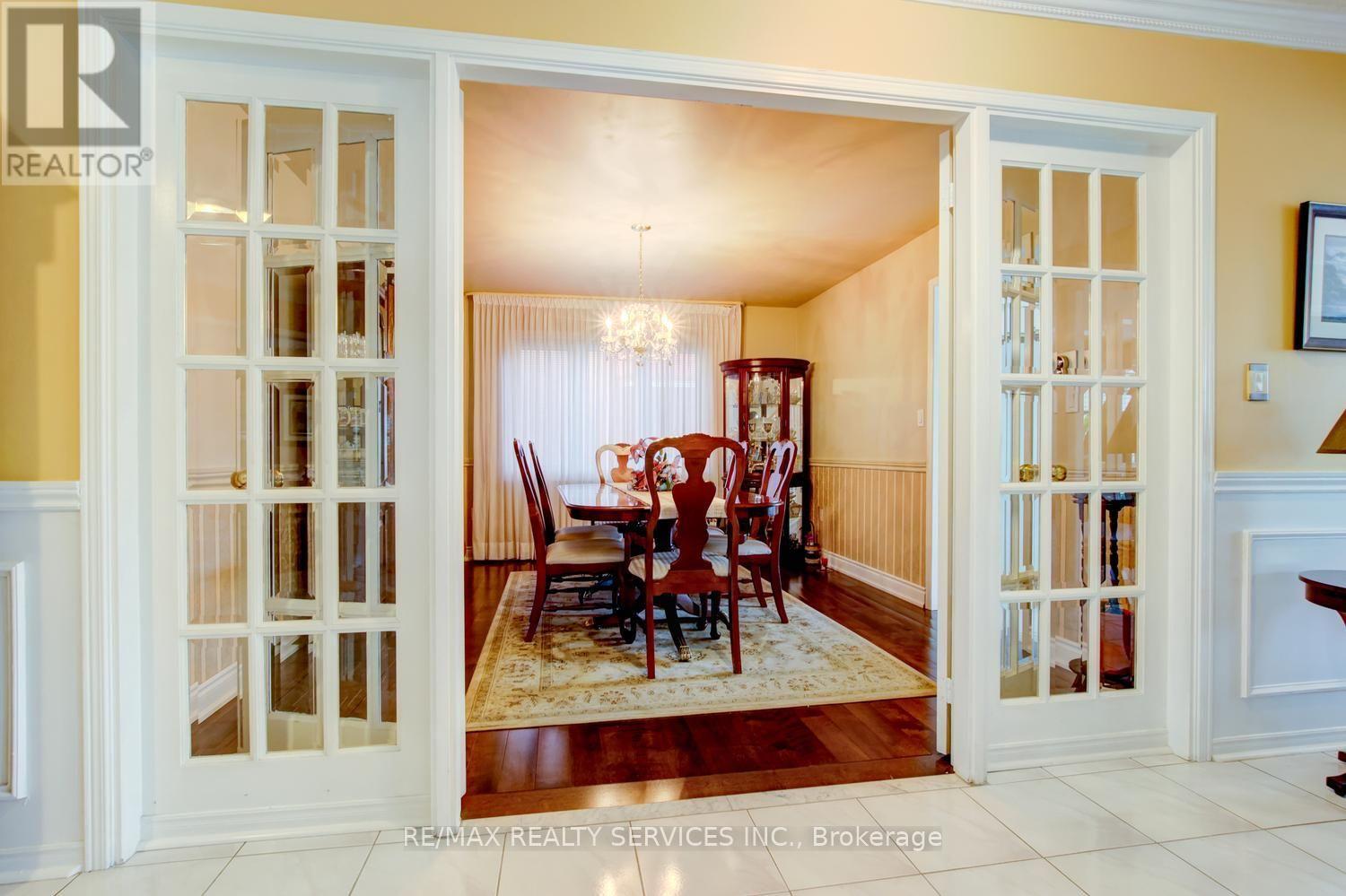 671 Peter Robertson Boulevard, Brampton, Ontario  L6R 1L8 - Photo 5 - W13720970