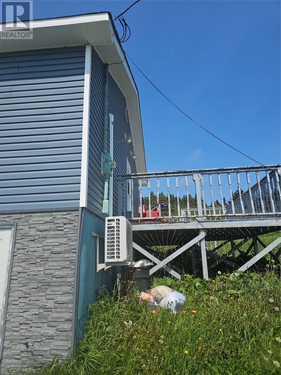 16 Hilltop Road, Cape Ray — photo 3