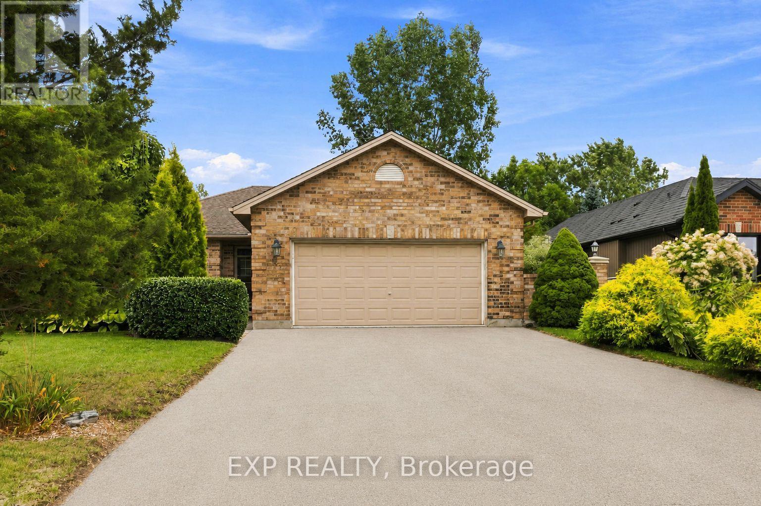 144 STEPHEN MOORE DRIVE, Middlesex Centre, Ontario
