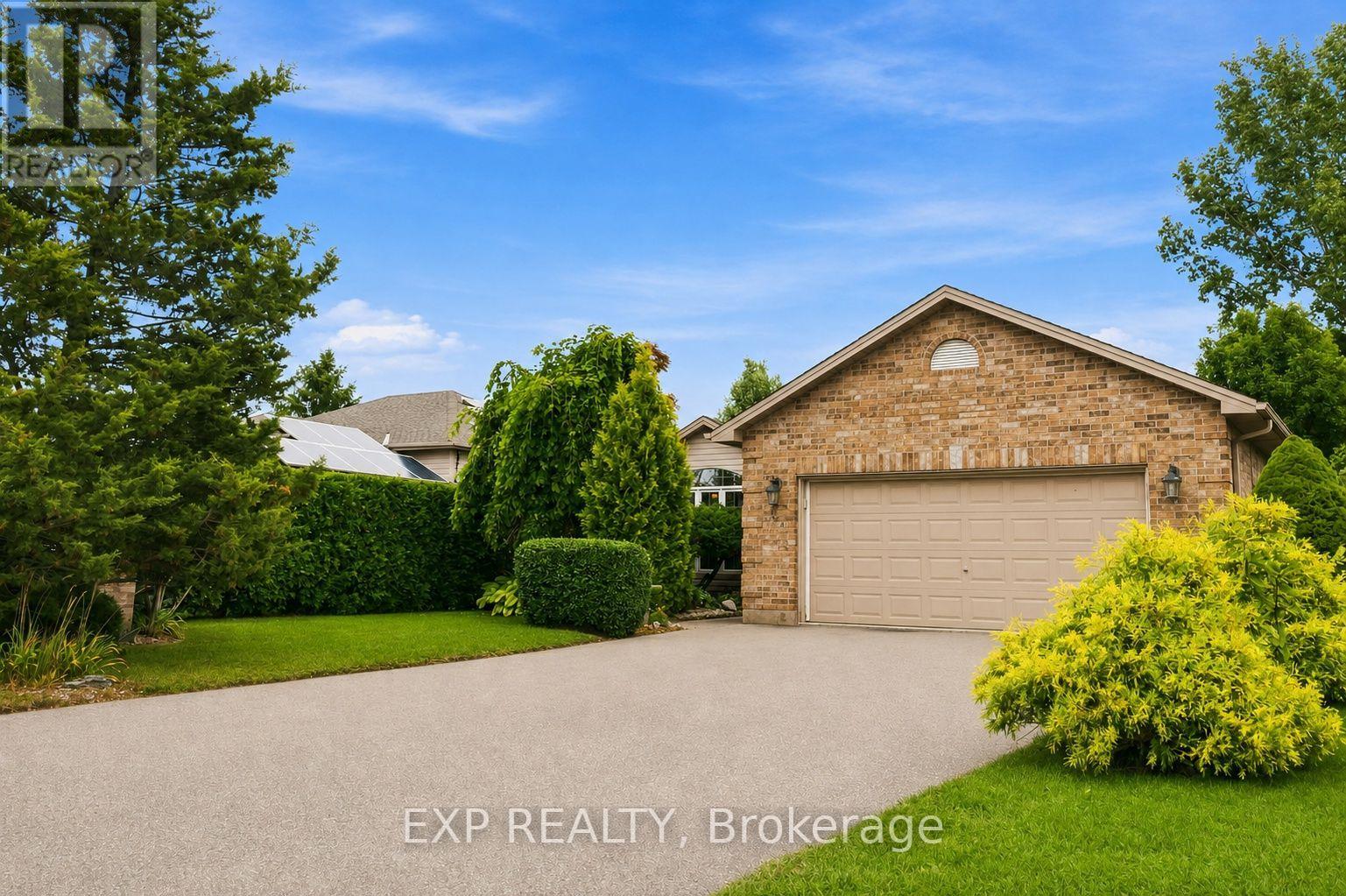 144 Stephen Moore Drive, Middlesex Centre, Ontario  N0L 1R0 - Photo 3 - X13720972
