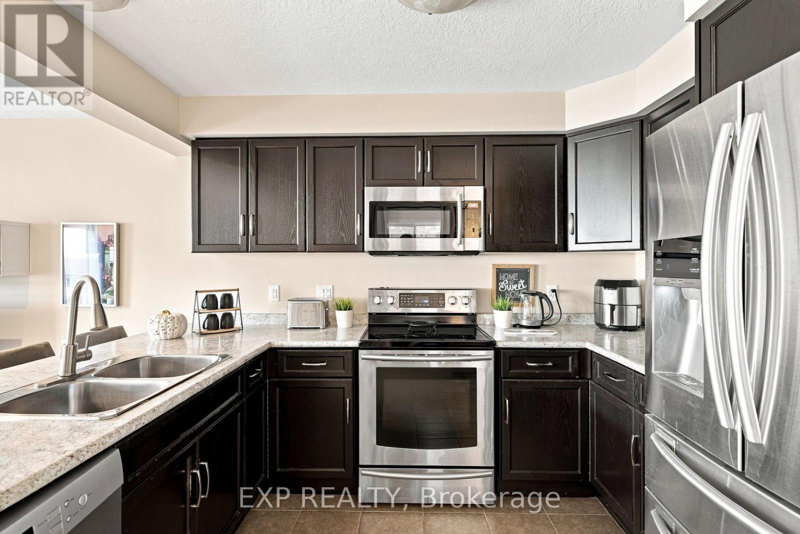 187 Eden Oak Trail, Kitchener, Ontario  N2A 0H6 - Photo 9 - X13720992
