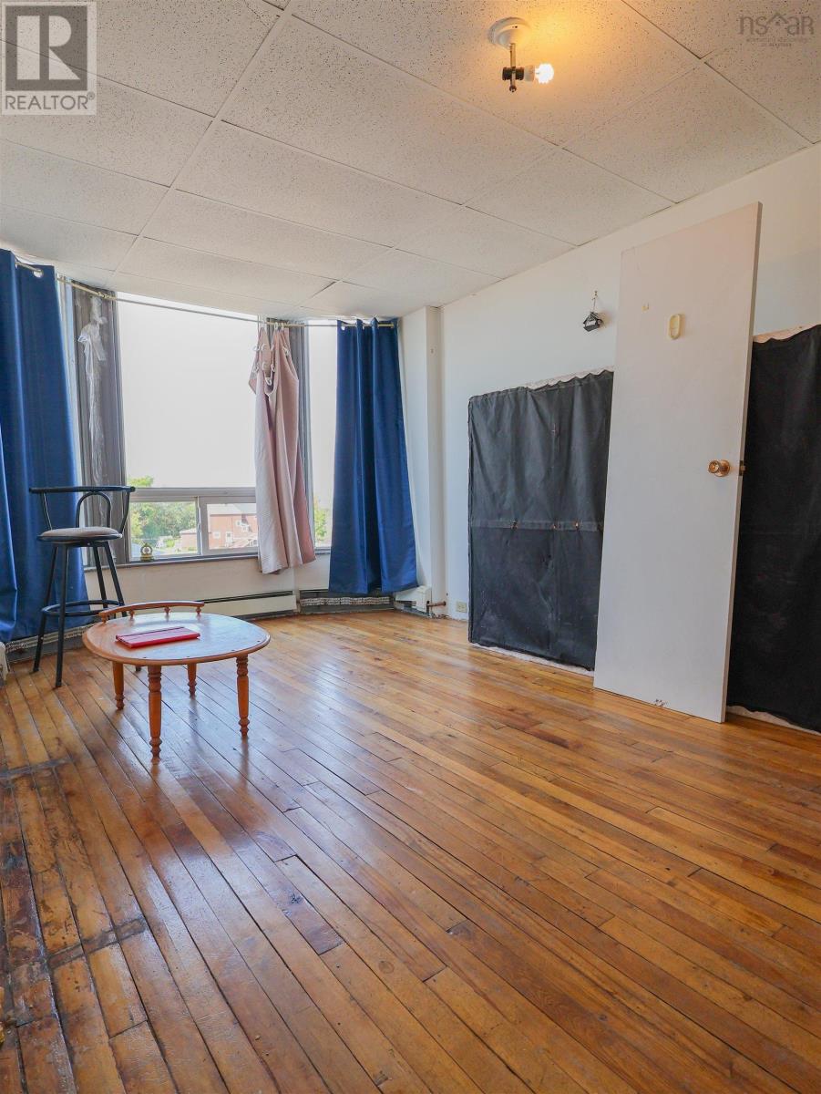 109 Victoria Street E, Amherst, Nova Scotia  B4H 1X9 - Photo 32 - 202621585