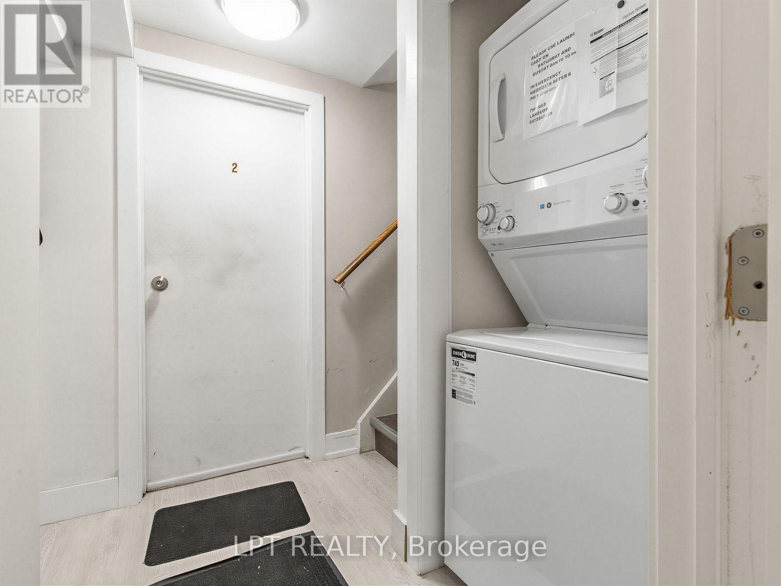27 Kingsview Boulevard, Toronto, Ontario  M9R 1T5 - Photo 16 - W13711134