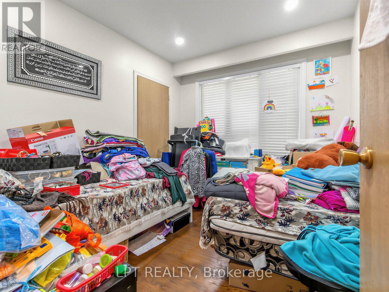 27 Kingsview Boulevard, Toronto, Ontario  M9R 1T5 - Photo 27 - W13711134