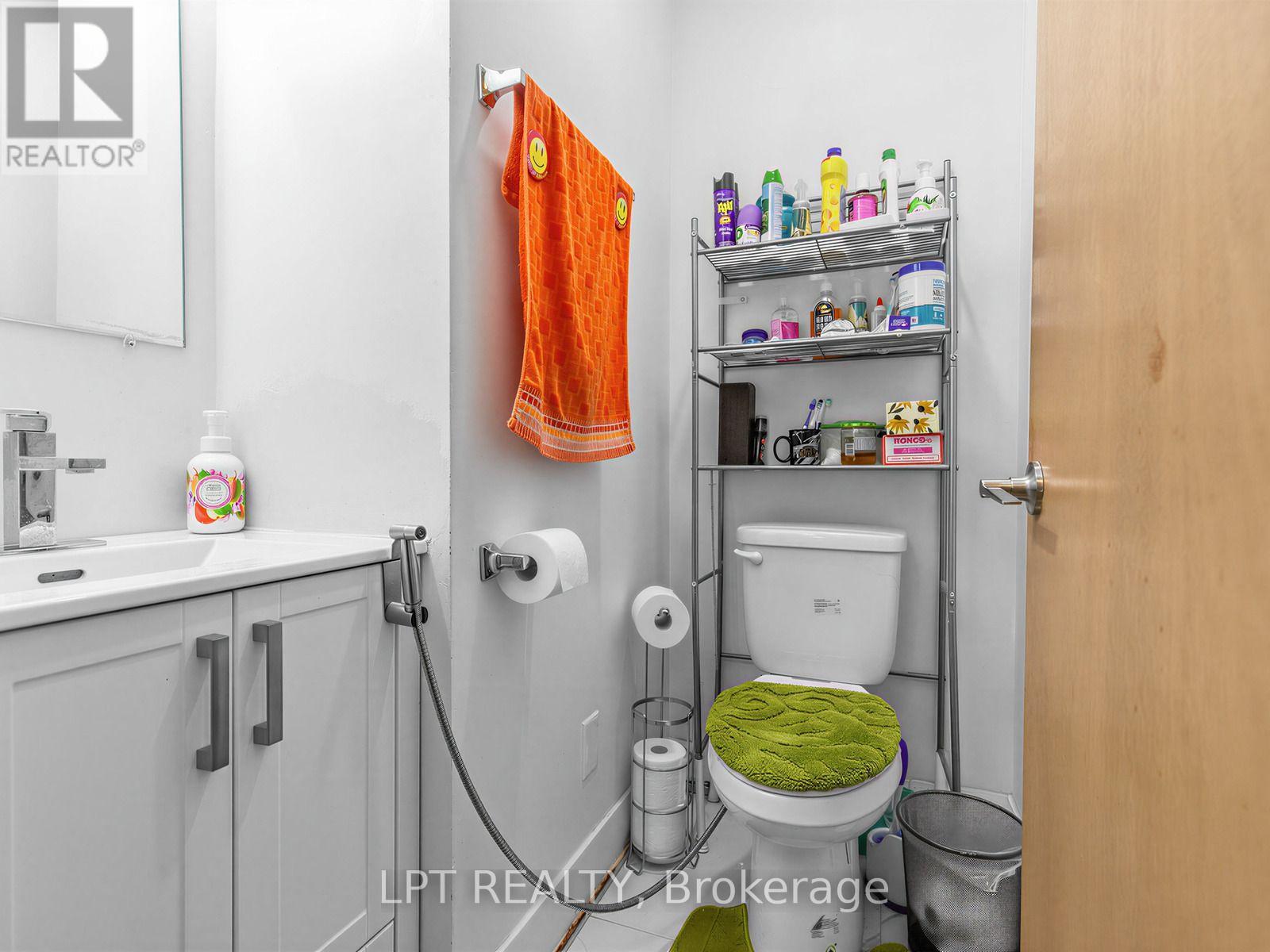 27 Kingsview Boulevard, Toronto, Ontario  M9R 1T5 - Photo 30 - W13711134