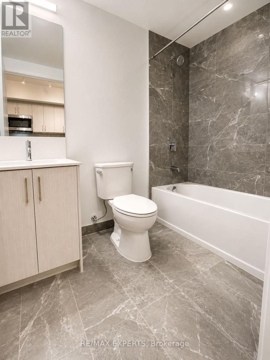 1705 - 4010 Eglinton Avenue W, Toronto, Ontario  M9A 0G5 - Photo 11 - W13720532