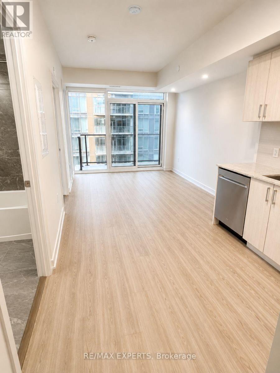 1705 - 4010 Eglinton Avenue W, Toronto, Ontario  M9A 0G5 - Photo 8 - W13720532