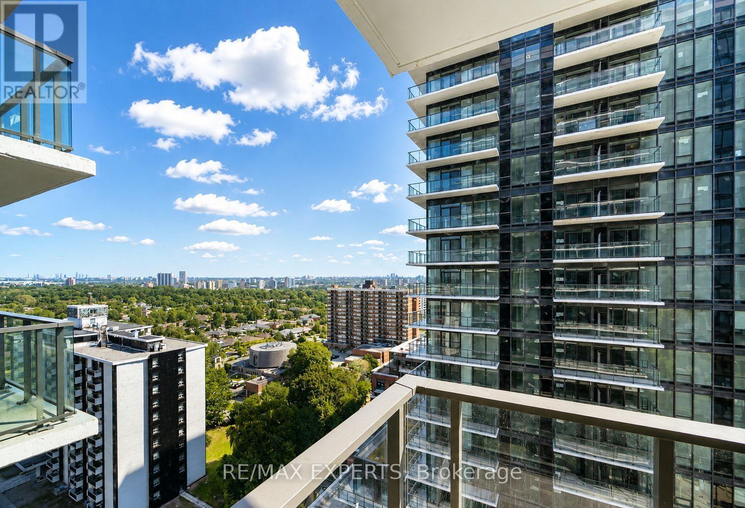 1705 - 4010 Eglinton Avenue W, Toronto, Ontario  M9A 0G5 - Photo 13 - W13720532