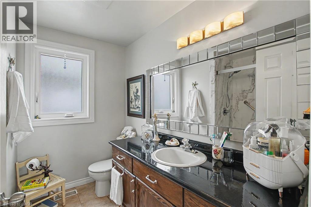 17 Bush Clover Crescent, Kitchener, Ontario  N2E 3P9 - Photo 28 - 40858456