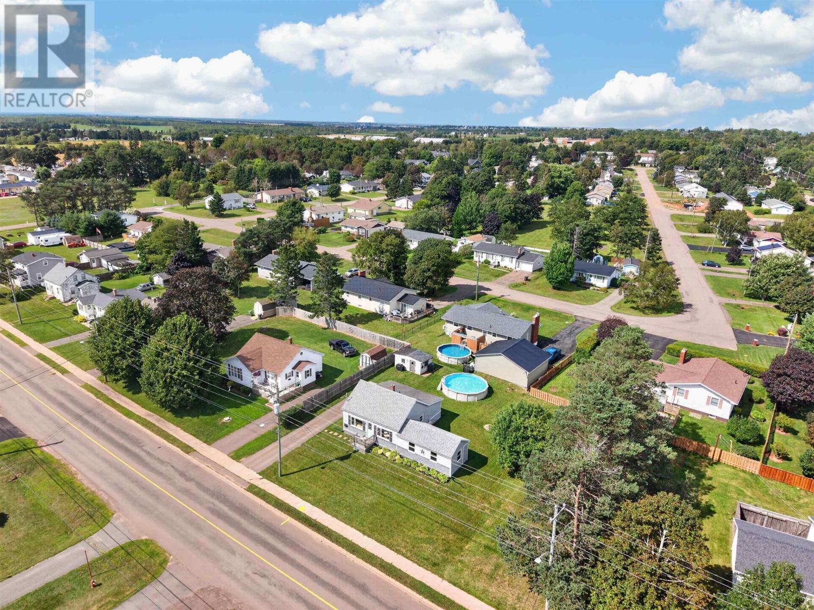 33 Bayview Drive, Summerside, Prince Edward Island  C1N 3Z9 - Photo 3 - 202621744