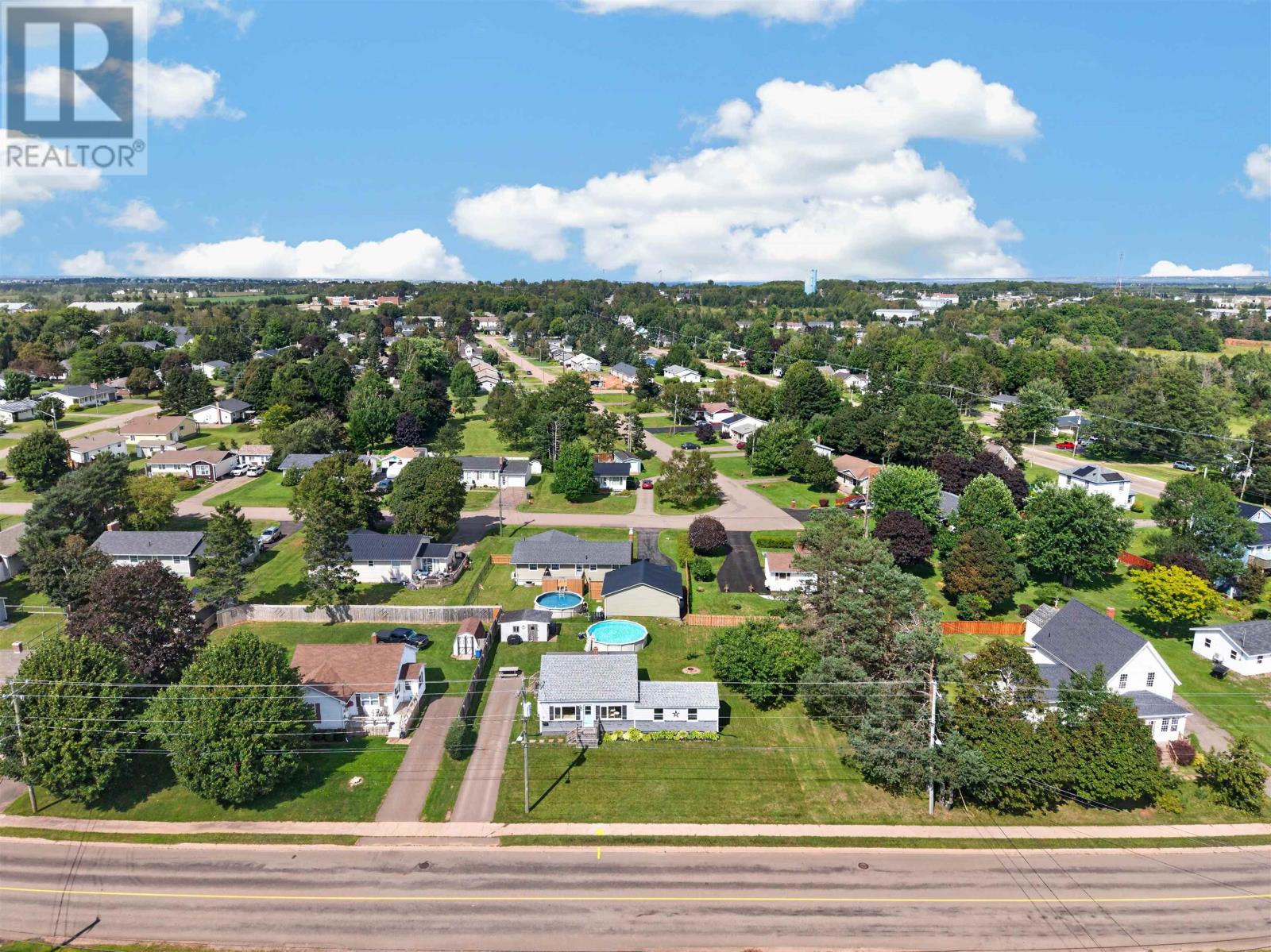 33 Bayview Drive, Summerside, Prince Edward Island  C1N 3Z9 - Photo 6 - 202621744