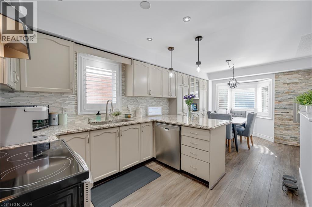 24 Segwun Road, Waterdown, Ontario  L8B 0K2 - Photo 12 - 40858343