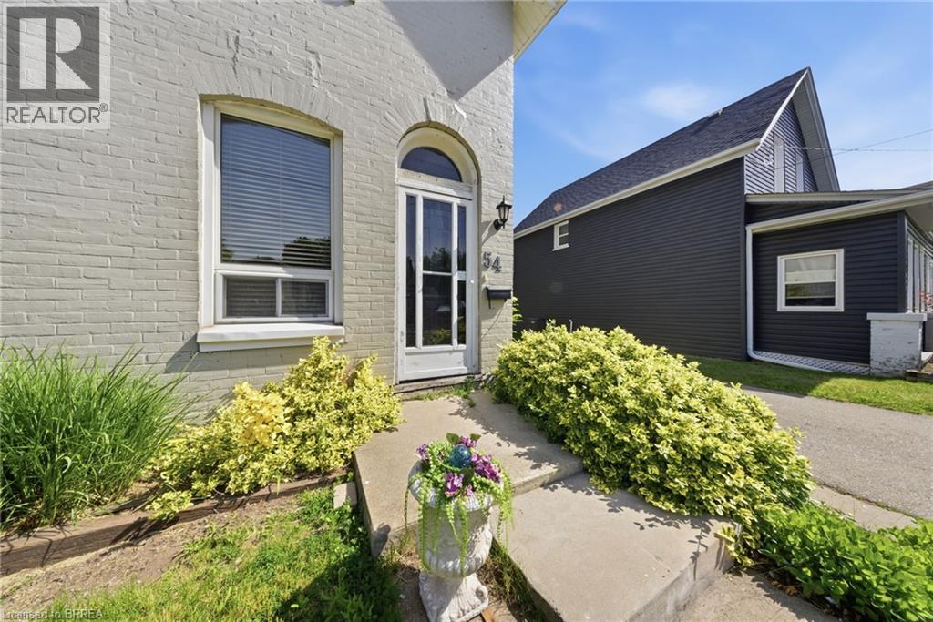 54 Mary Street, Brantford, Ontario  N3S 3B1 - Photo 4 - 40856753