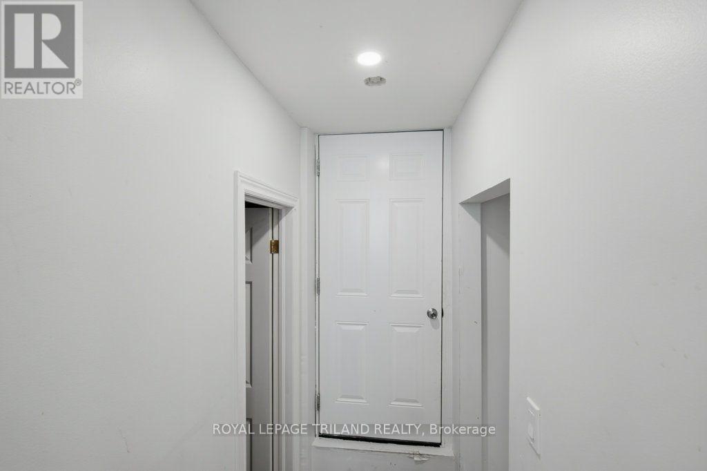 270 South Leaksdale Circle, London South, Ontario  N6M 1K3 - Photo 30 - X13721086
