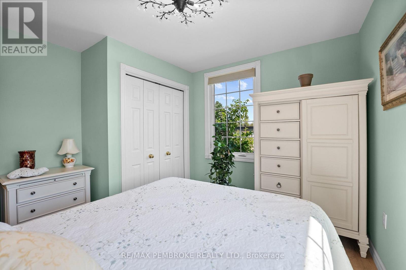 1315 Blakely Crescent W, Pembroke, Ontario K8A 6Z9 - Photo 17 - X13721096