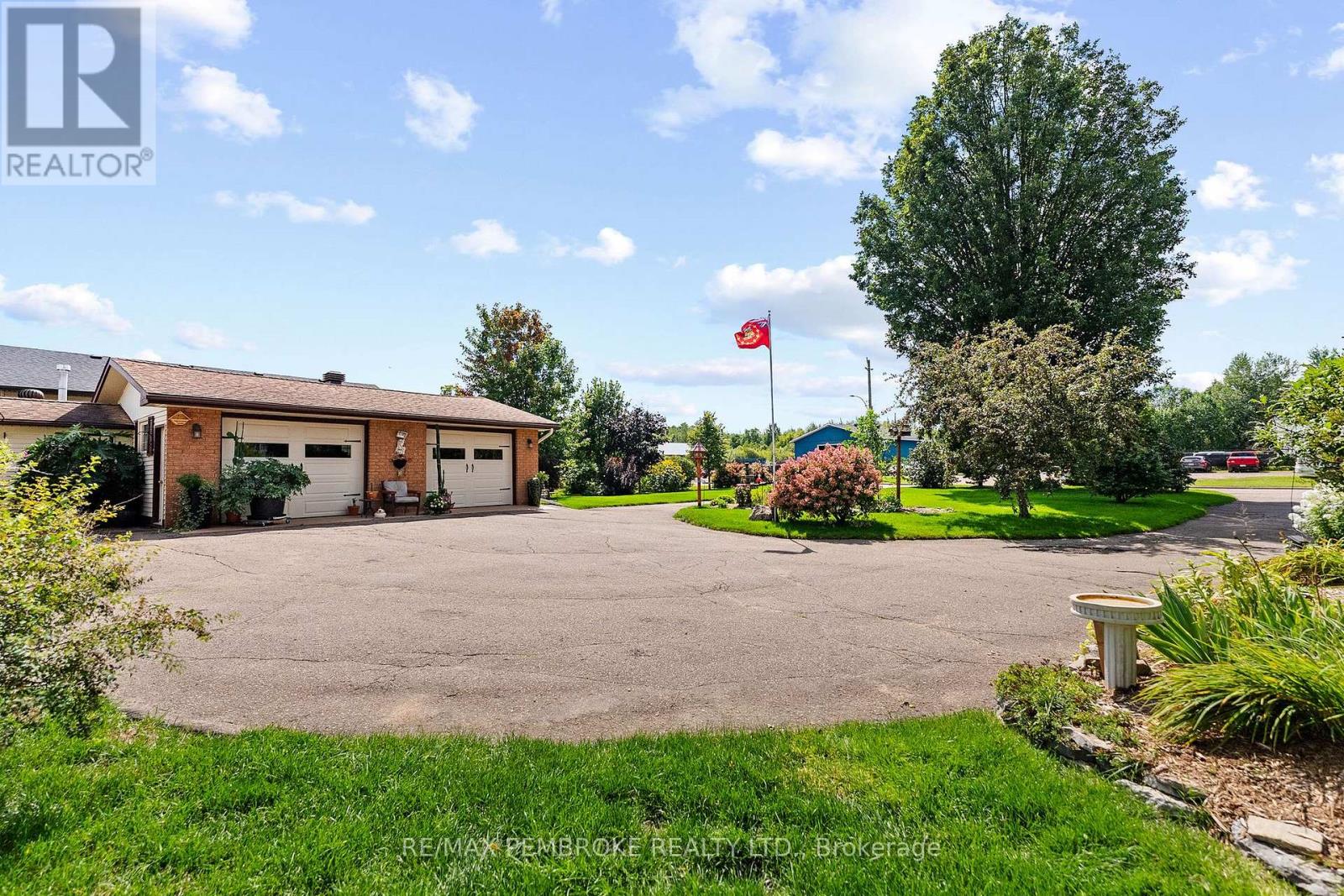1315 Blakely Crescent W, Pembroke, Ontario K8A 6Z9 - Photo 30 - X13721096